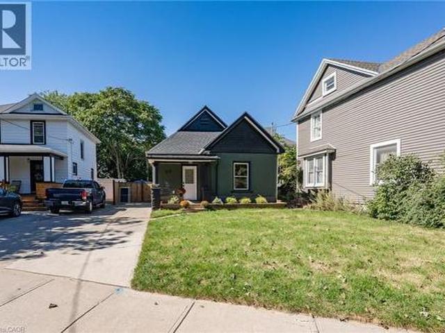 House for sale in St. Catharines, Golden Horseshoe