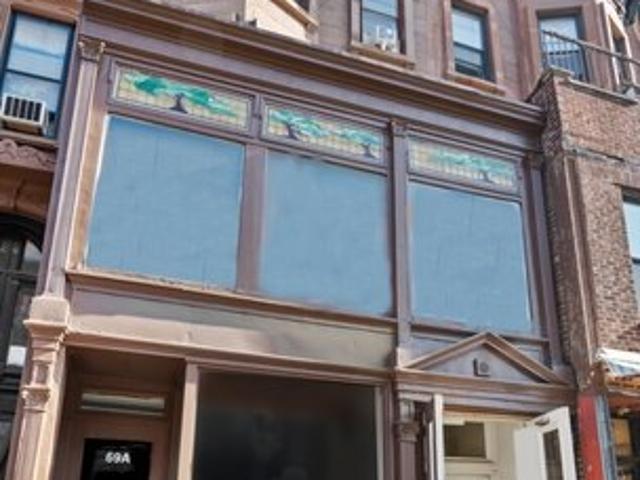 Townhouse for sale in Arverne, New York