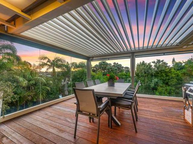 House for sale in Whangaparaoa