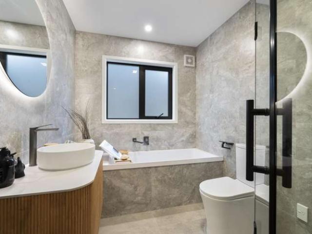 Townhouse for sale in Wairau Valley