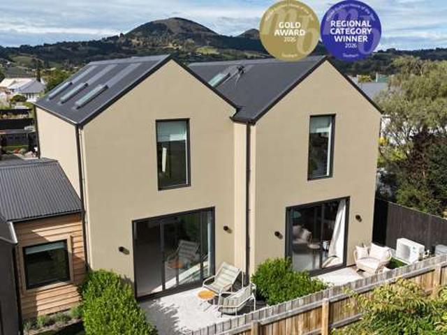 Townhouse for sale in Otakou