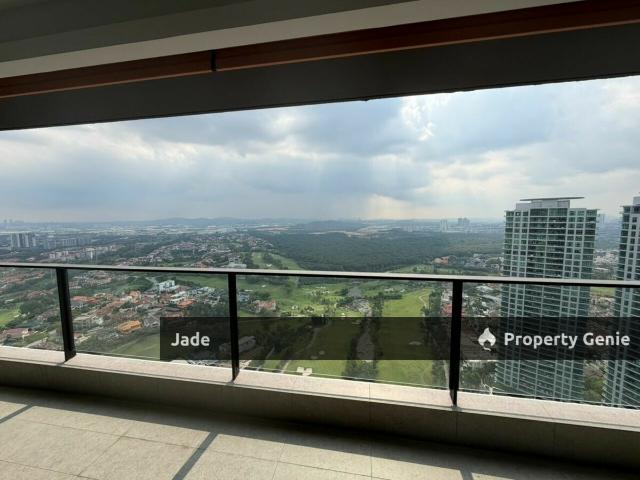 Penthouse for sale in Petaling, Damansara Damai