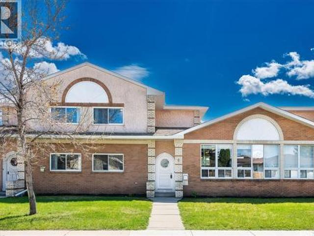 Townhouse for sale in Saskatoon, Saskatchewan