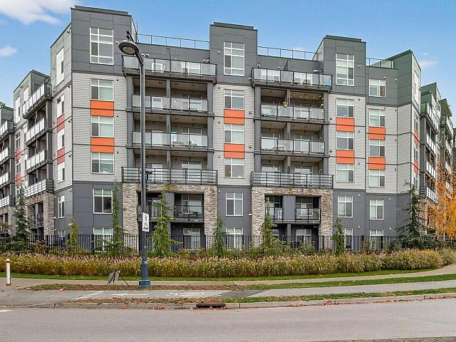 Condo for sale in Surrey, British Columbia