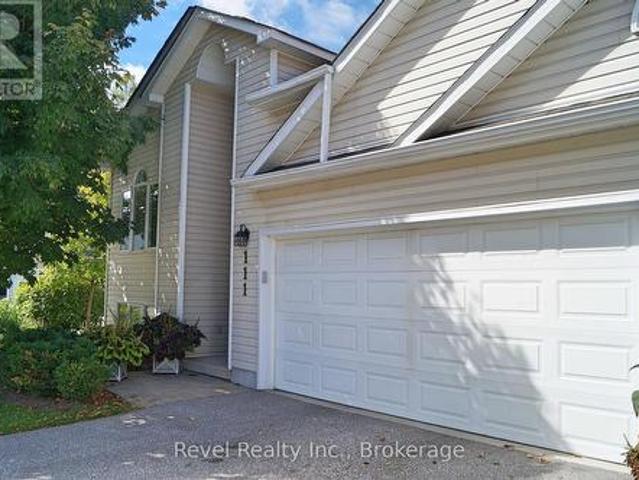 Townhouse for rent in Collingwood, Ontario