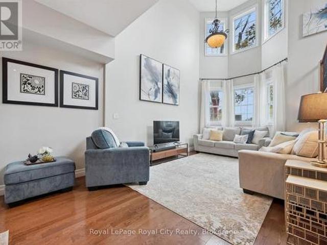 Townhouse for sale in Guelph, Southwestern Ontario