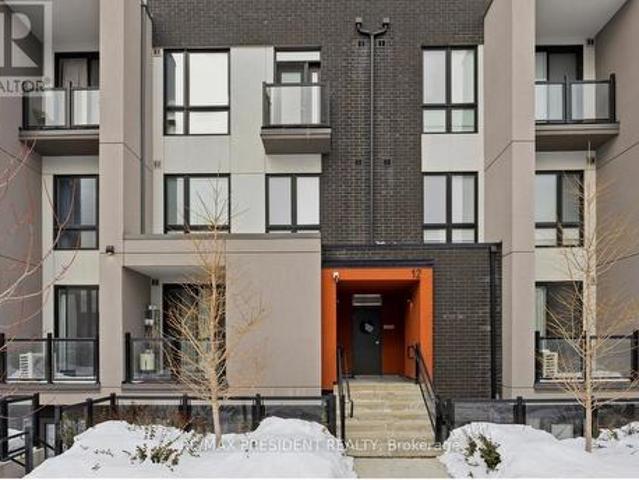 Townhouse for sale in Woburn, Ontario