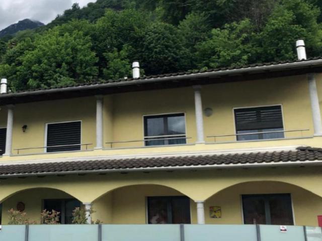 Haus kaufen in Cugnasco-Gerra, Tessin
