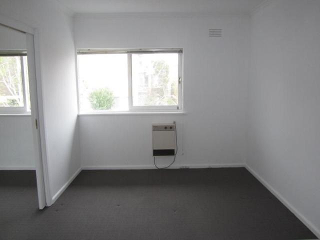 Apartment for rent in St Kilda East, Melbourne