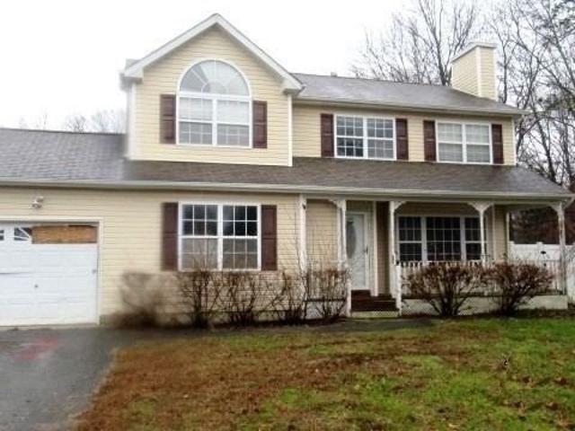 House for sale in Centereach, New York