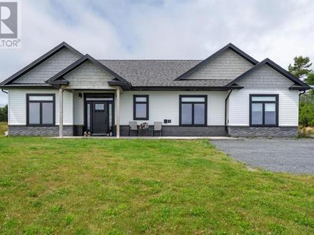 House for sale in Upper Island Cove, Newfoundland And Labrador