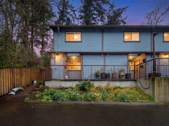 House for sale in View Royal, Capital Regional District