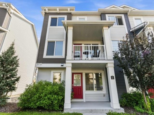 Townhouse for sale in Wedgewood, Alberta
