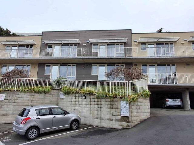 Property for rent in Otakou