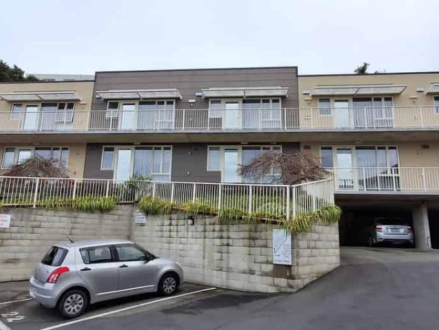 Property for rent in Otakou