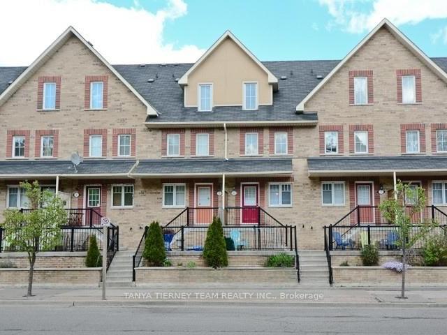 Townhouse for rent in Woburn, Ontario