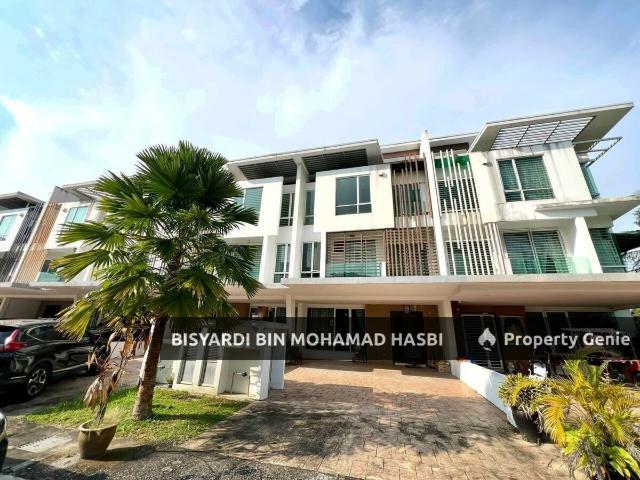 Terraced House for sale in Tanjong Sepat, Selangor