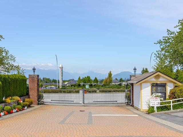 Townhouse for sale in Walnut Grove, British Columbia