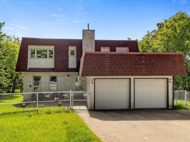 House for sale in Alberta