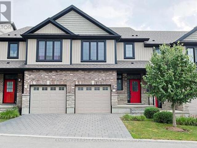 Townhouse for sale in Arva, Ontario