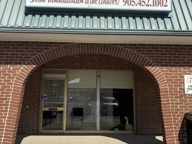 Commercial for rent in Brampton, Golden Horseshoe