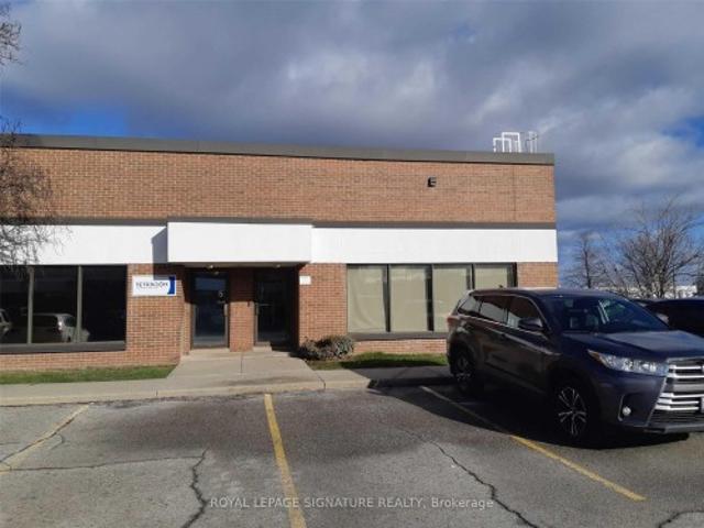 Commercial for rent in Mississauga, Ontario