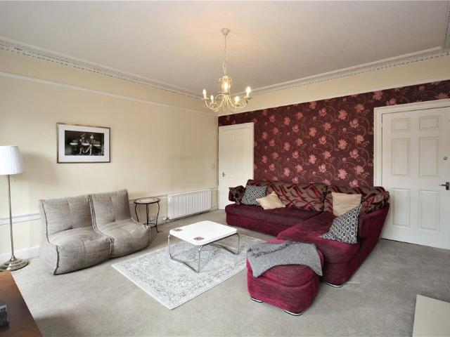 Apartment for rent in Southside, Scotland