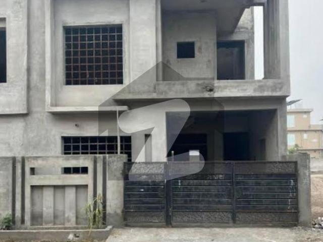 House for sale in Faisalabad, Islamabad Capital Territory