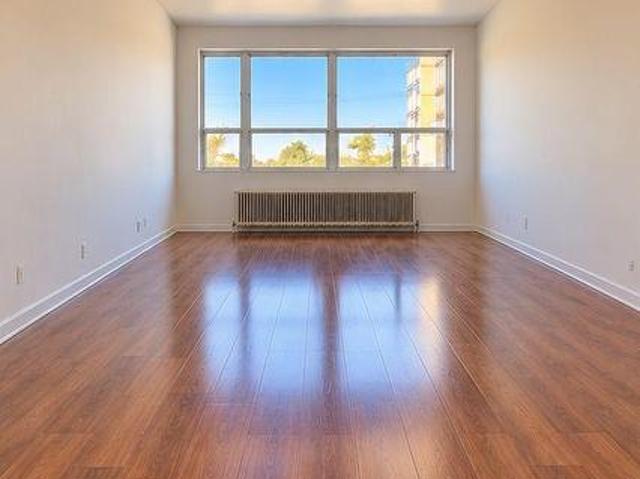 House for rent in Toronto Centre, Toronto