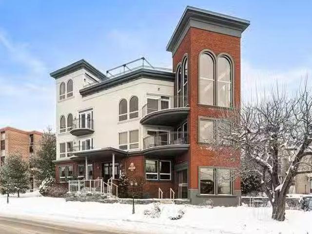 Condo for sale in Magog