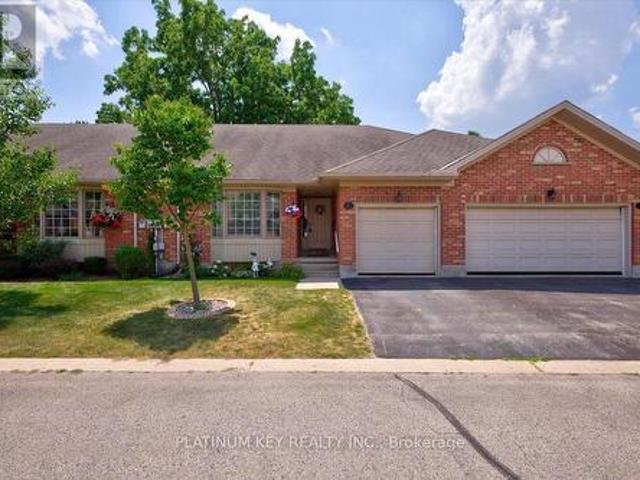 House for sale in Strathroy-caradoc, Ontario