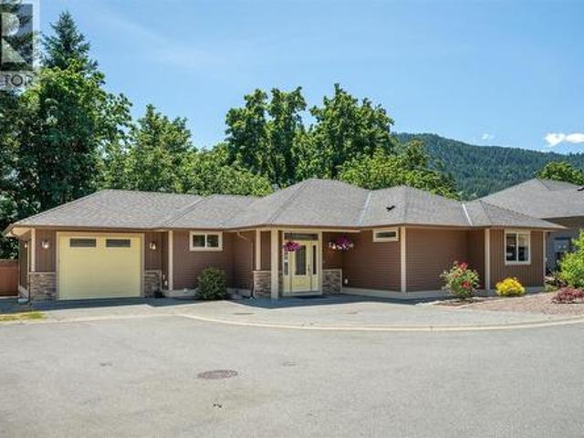 House for sale in Ladysmith, British Columbia
