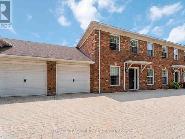 Townhouse for sale in Niagara, Ontario
