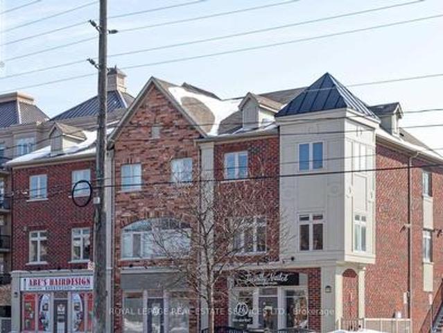 Townhouse for sale in Burlington, Ontario