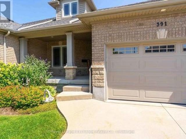 Townhouse for sale in Saugeen Shores, Ontario