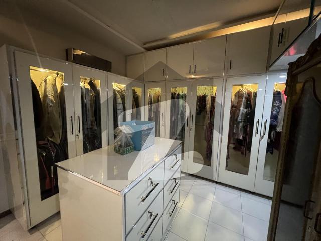 House for sale in Faisalabad, Islamabad Capital Territory