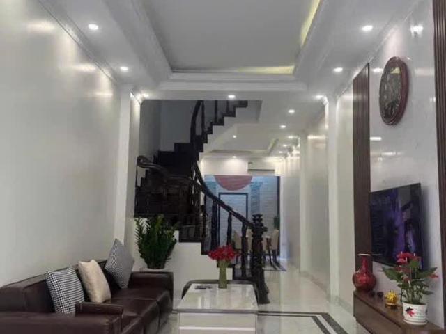 Nhà mặt phố bán tại Hoàn Kiếm, Hà Nội