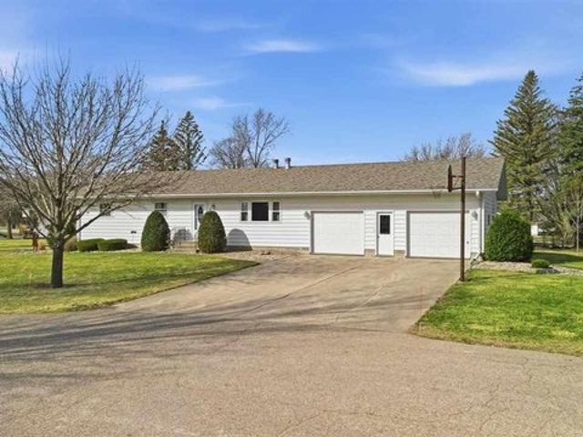 House for sale in Easton, Minnesota