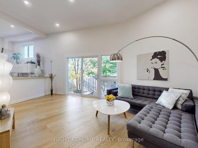 Condo for sale in Woburn, Ontario