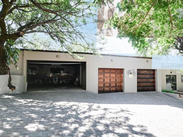 Farm for sale in Waterkloof, Gauteng