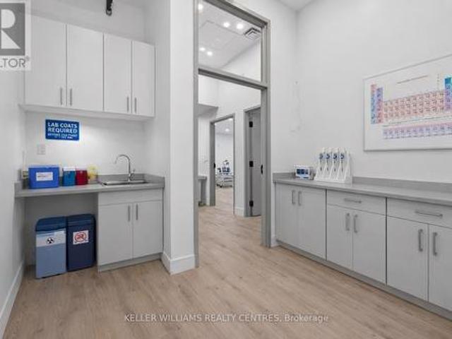 Commercial for rent in Markham, Golden Horseshoe