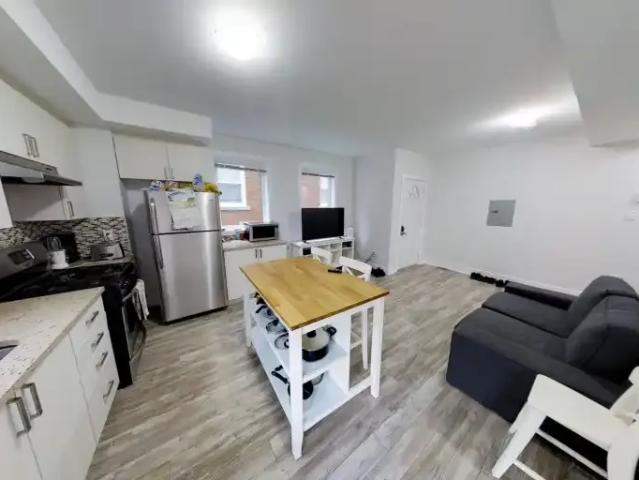 Apartment for rent in Mulhurst Bay, Ontario