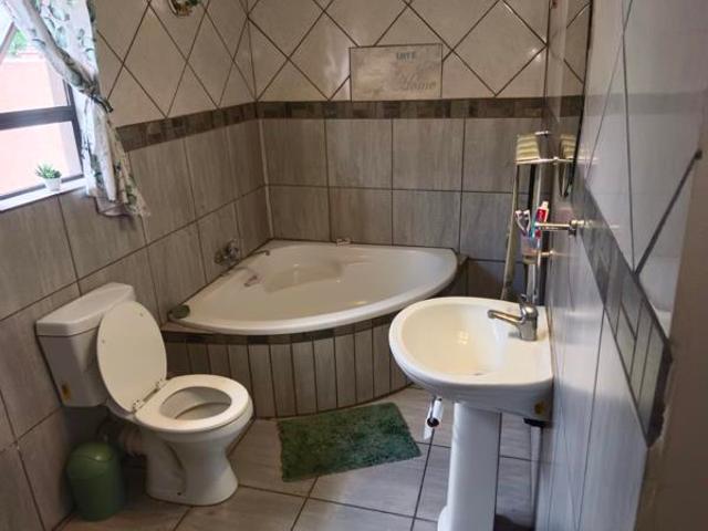 House for sale in UMhlathuze Municipality, Kwazulu-natal