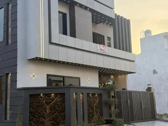 House for sale in Sialkot, Islamabad Capital Territory