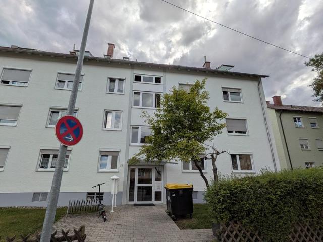 Dachgeschosswohnung kaufen in Wullenstetten, Senden
