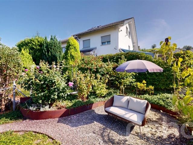 Reihenfamilienhaus kaufen in Wollerau, Schwyz