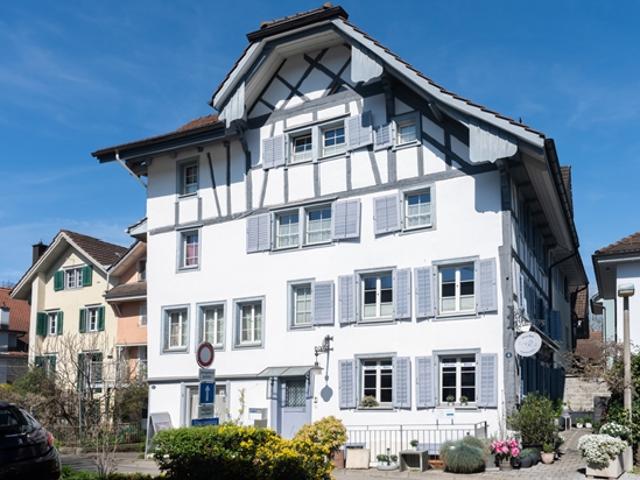 Einfamilienhaus kaufen in Richterswil, Zürich