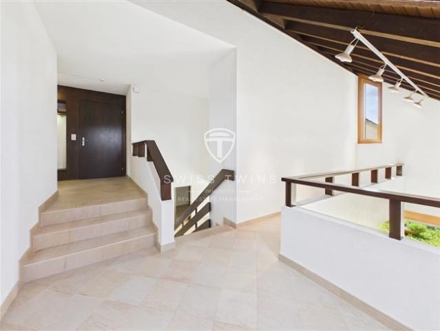Reihenfamilienhaus mieten in Stallikon, Zürich