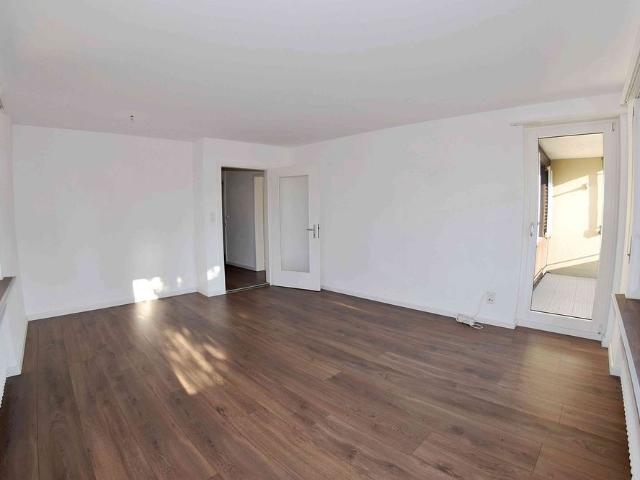 Apartment mieten in Oberweningen, Zürich