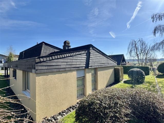 Einfamilienhaus kaufen in Kleinandelfingen, Zürich
